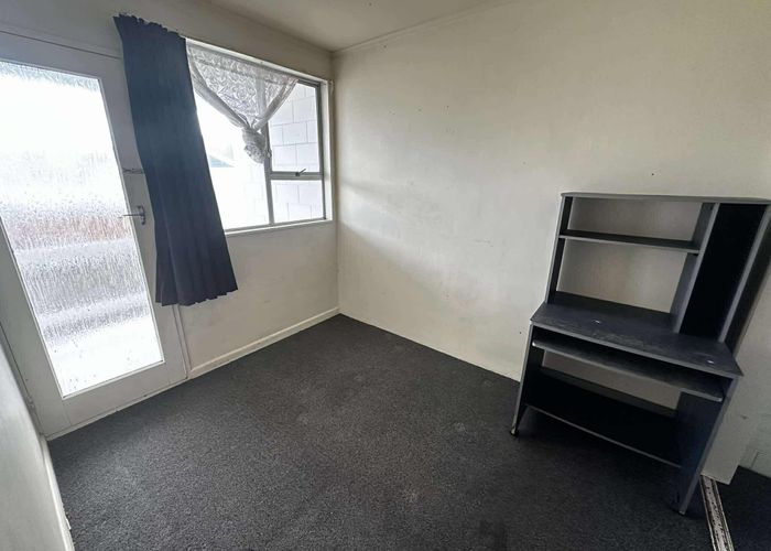  at 5/100 Martin Street, Wallaceville, Upper Hutt, Wellington