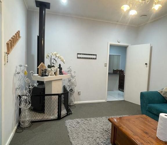  at 10 Pah Road, Papatoetoe, Auckland