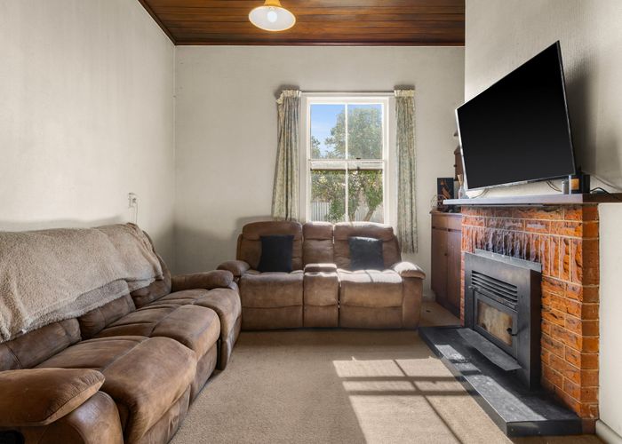  at 815 Clive Street, Akina, Hastings