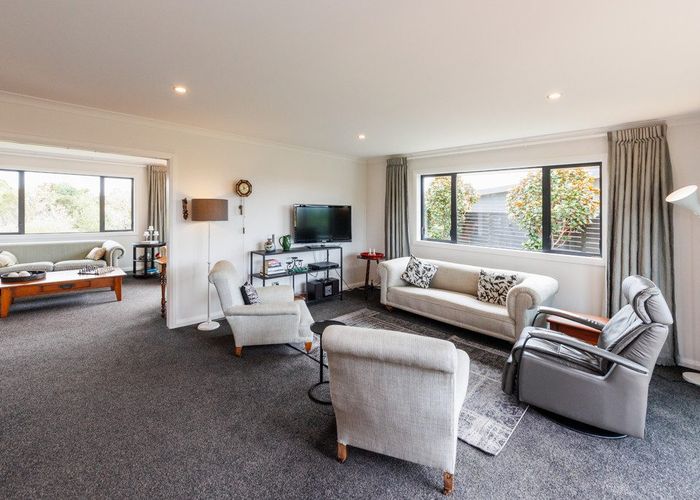  at 35 Silkwood Place, Fitzherbert, Palmerston North