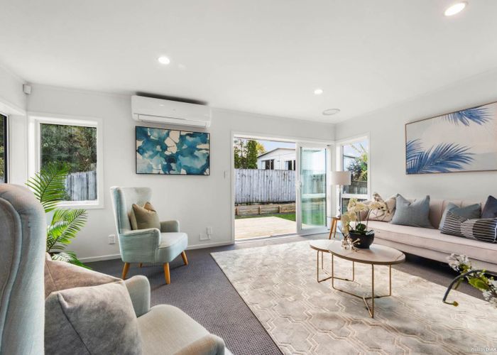  at 107B White Swan Road, Mount Roskill, Auckland