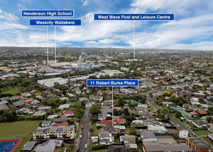  at 11 Robert Burke Place, Henderson, Auckland