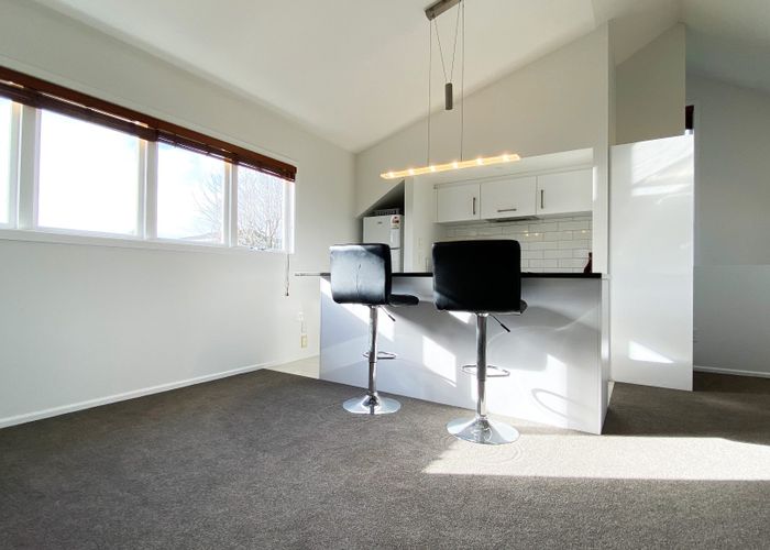  at 2 Brassey Road, Birkenhead, Auckland