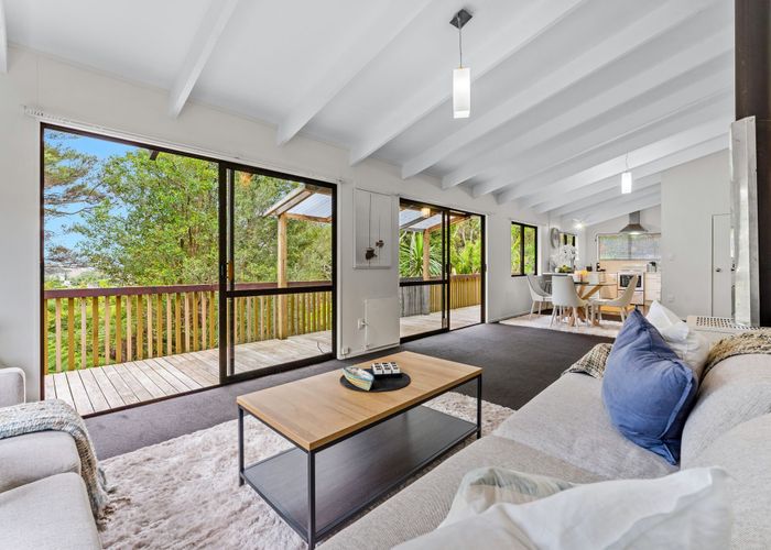  at 2/19 Seaview Road, Glenfield, North Shore City, Auckland