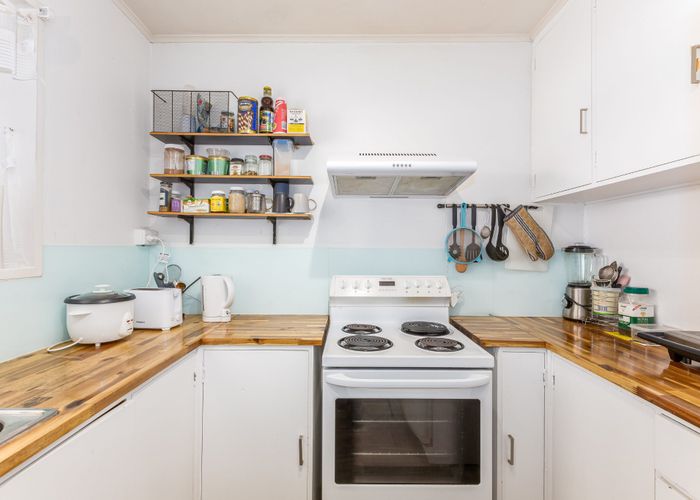  at 1/1 WAIKARE AVE, Waiwhetu, Lower Hutt