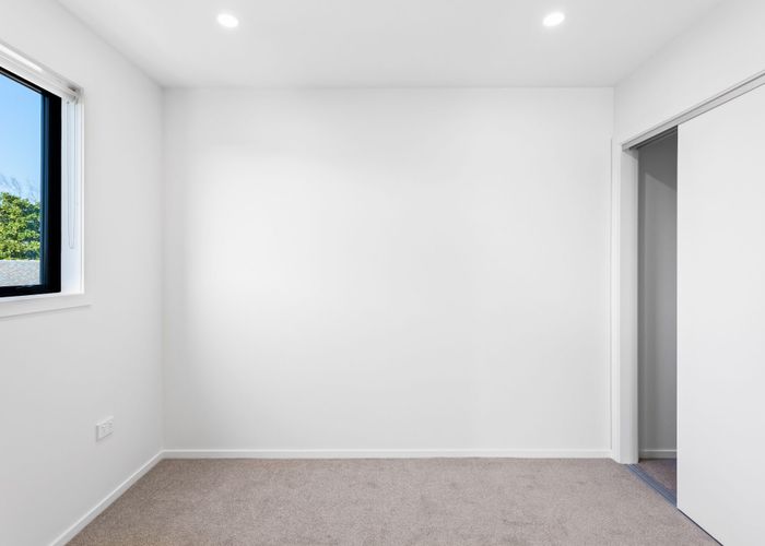  at 5/168 Rosebank Road, Avondale, Auckland