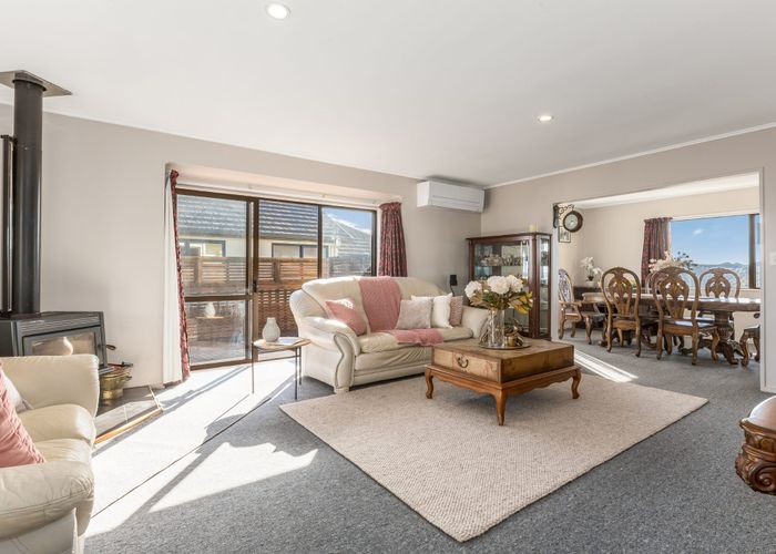  at 21 Landsdowne Terrace, Karori, Wellington