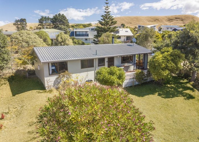  at 13 Tamarisk Drive, Riversdale Beach, Masterton