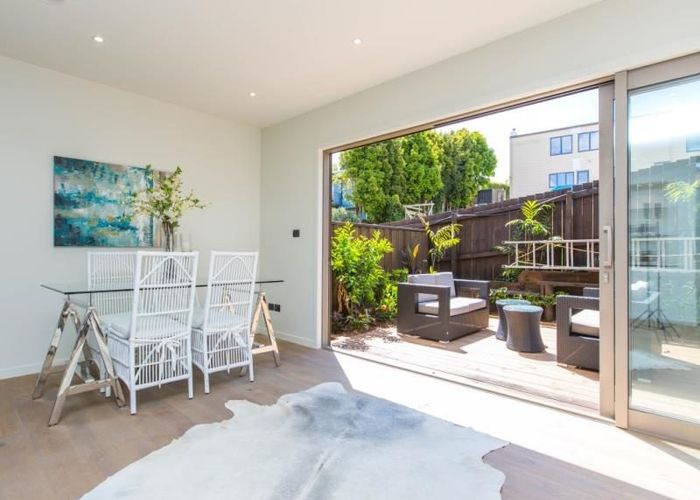  at 2/28 Koraha Street, Remuera, Auckland City, Auckland