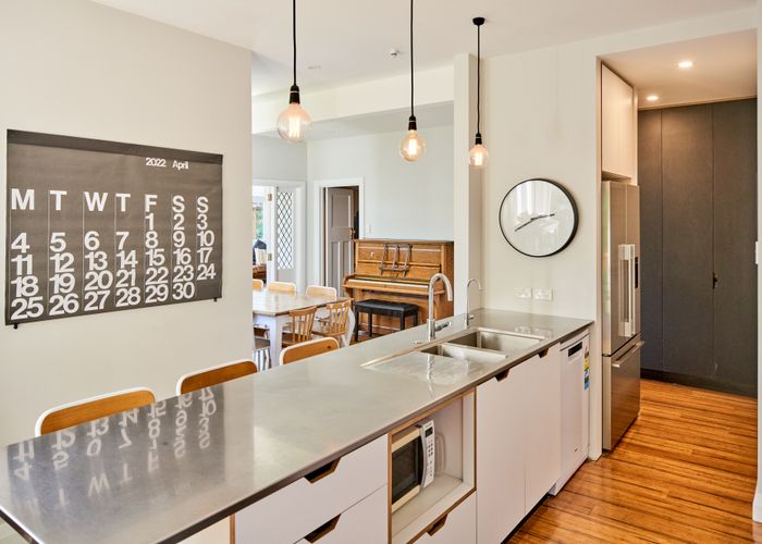  at 32 Hanover Street, Wadestown, Wellington
