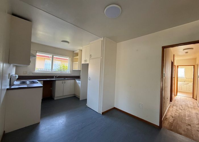  at 320 Memorial Avenue, Burnside, Christchurch City, Canterbury