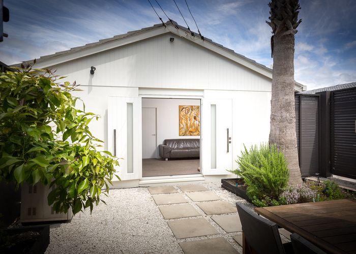  at 8 George Street, Mount Eden, Auckland