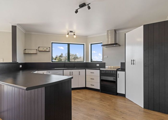  at 9 Lombard Street, Midhirst, Stratford