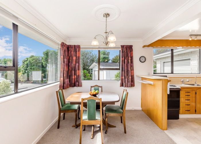  at 2 Malfroy Lane, Raumati Beach, Paraparaumu