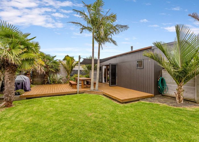  at 15A Barrett Road, Whalers Gate, New Plymouth