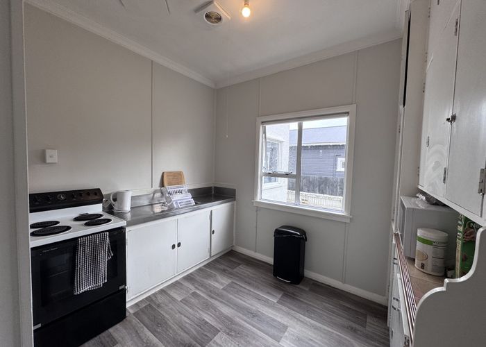  at 2/198 Ferguson Street, West End, Palmerston North, Manawatu / Whanganui