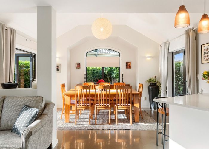  at 9 Maldives Way, Papamoa Beach, Papamoa