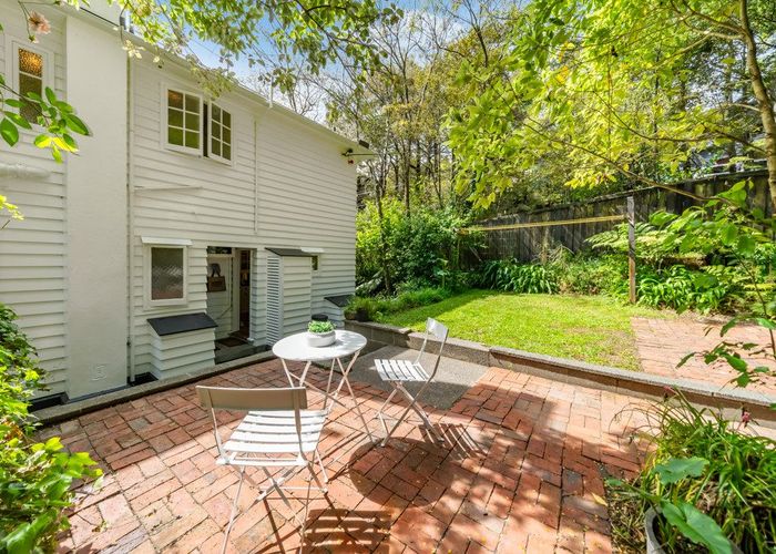  at 51 Chatsworth Road, Silverstream, Upper Hutt