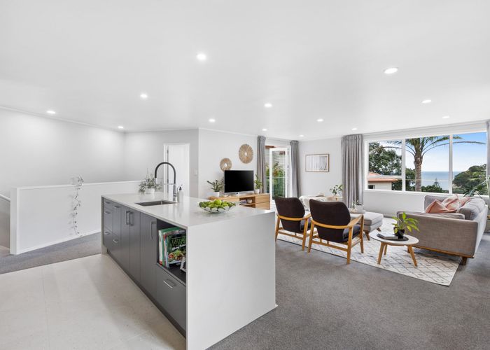 Free property data for 5 Whale Cove, Stanmore Bay, Whangaparaoa homes