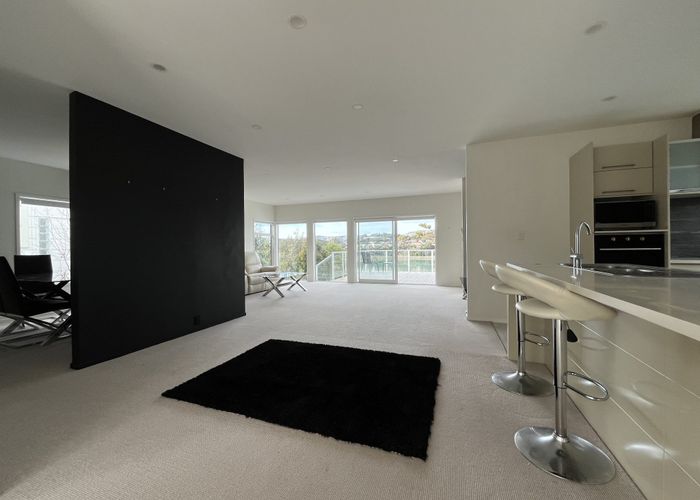  at 52 Seaview Road, Paremata, Porirua
