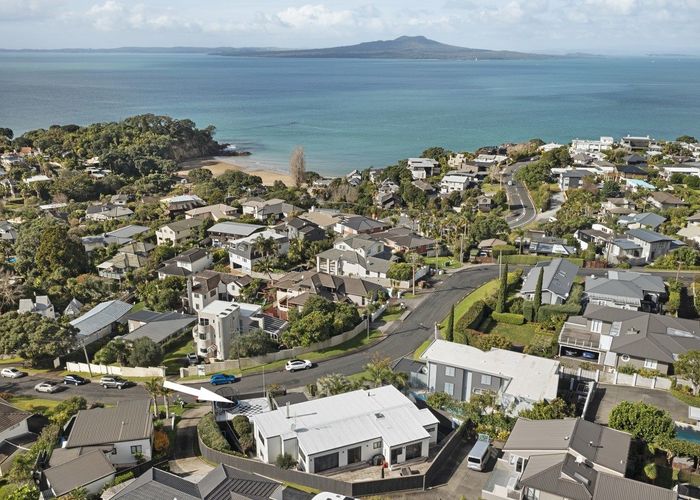  at 12 Eastcliffe Road, Castor Bay, Auckland