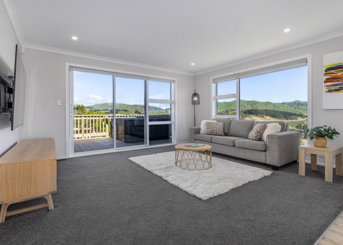  at 6 Stunsail Lane, Whitby, Porirua, Wellington