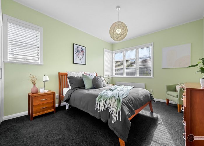  at 1/215 Riverside Drive, Waterloo, Lower Hutt