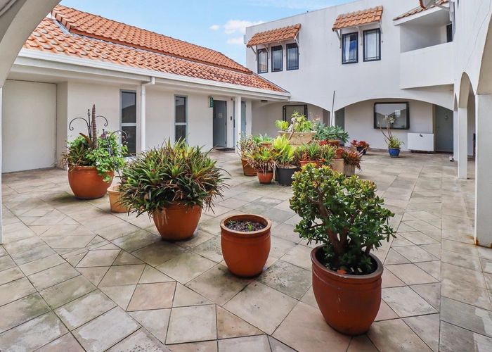  at 5/77 St George Street, Papatoetoe, Manukau City, Auckland