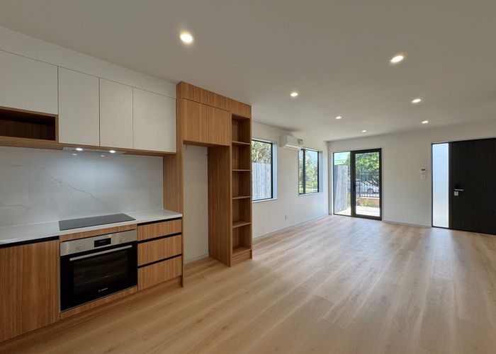  at 121C Gills Road, Bucklands Beach, Manukau City, Auckland