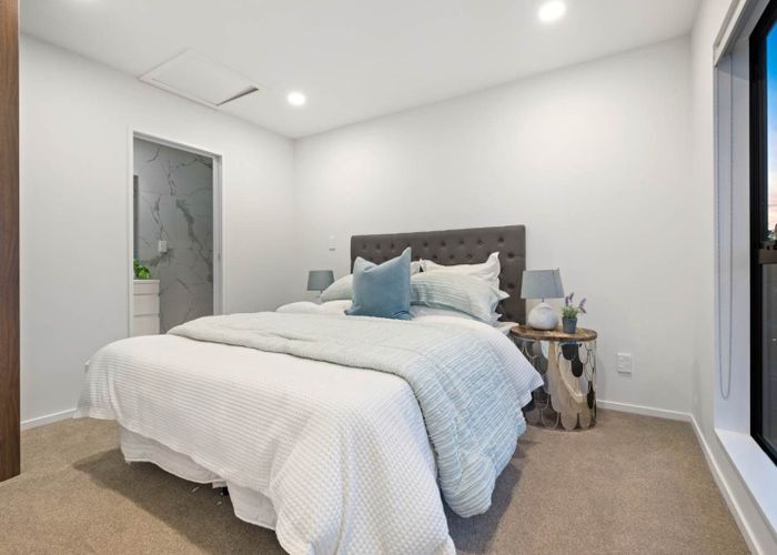  at 17/237 Swanson road, Henderson, Waitakere City, Auckland