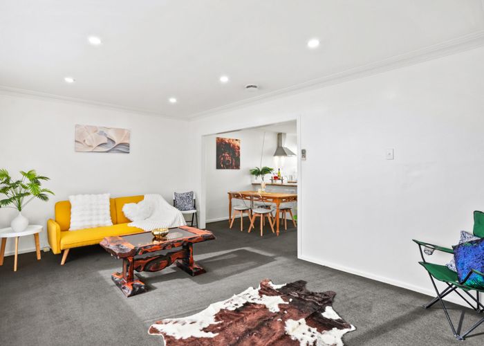  at 2/164 Blockhouse Bay Road, Avondale, Auckland City, Auckland