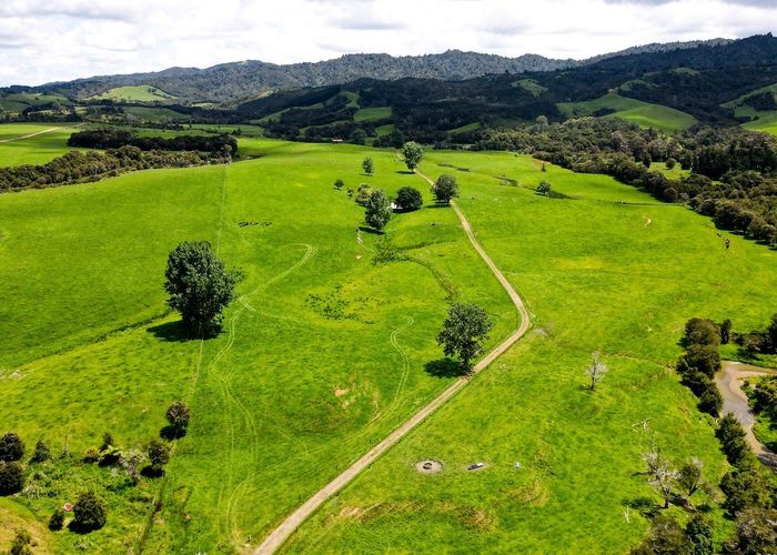  at 1177c East Coast Road, Kaiaua, Franklin, Auckland