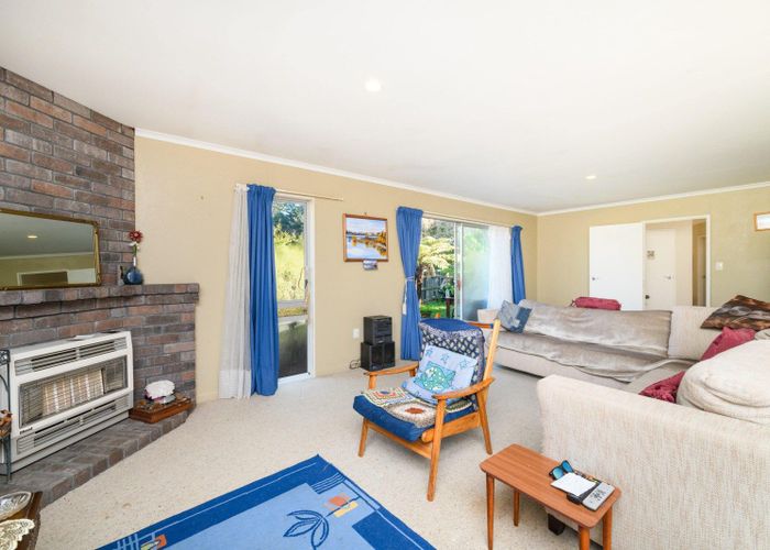  at 8 Spilman Place, Awapuni, Palmerston North