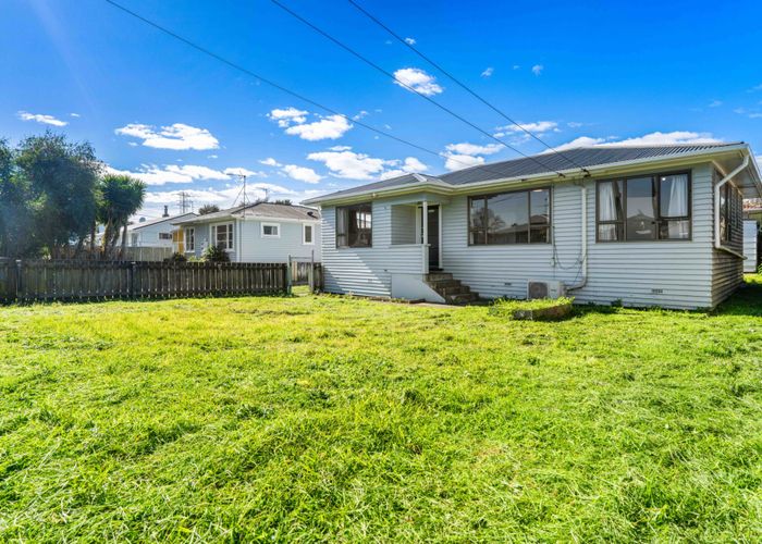  at 15 Ranum Road, Papatoetoe, Manukau City, Auckland