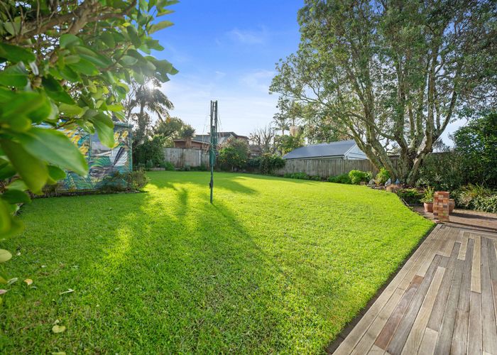  at 10 Seabreeze Road, Devonport, North Shore City, Auckland