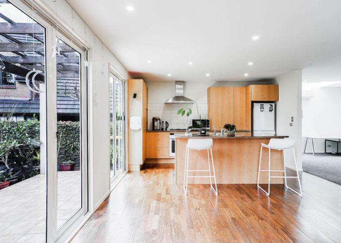  at 38A Oakwood Grove, Eastern Beach, Manukau City, Auckland