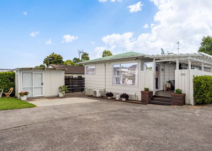  at 2/360 Bucklands Beach Road, Bucklands Beach, Auckland