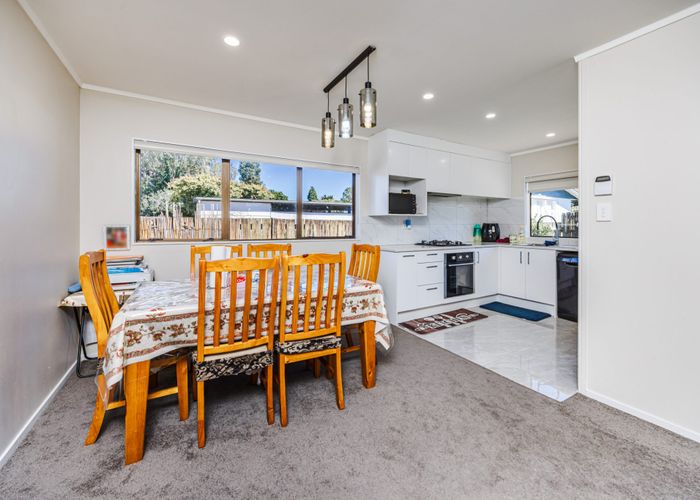  at 2/10 Airfield Road, Takanini, Papakura, Auckland