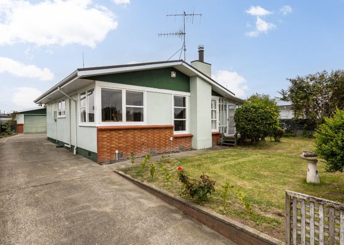  at 13 Norwich Crescent, Tamatea, Napier