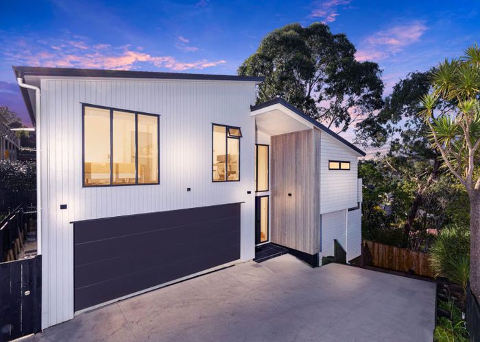  at 19A Helvetia Drive, Browns Bay, Auckland