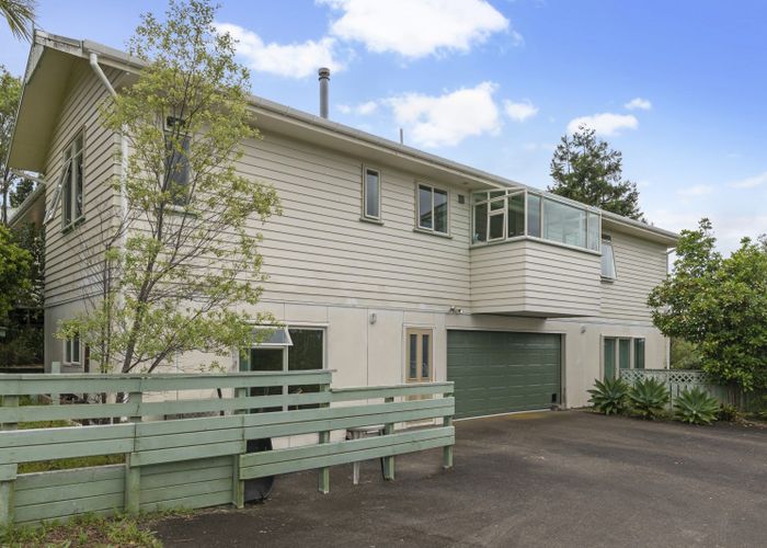  at 410 Bawden Road, Albany