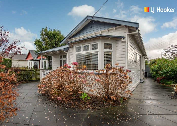  at 11 Rugby Street, Saint Kilda, Dunedin