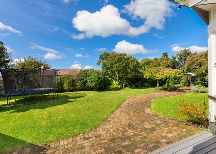  at 11 Stark Street, Durie Hill, Whanganui