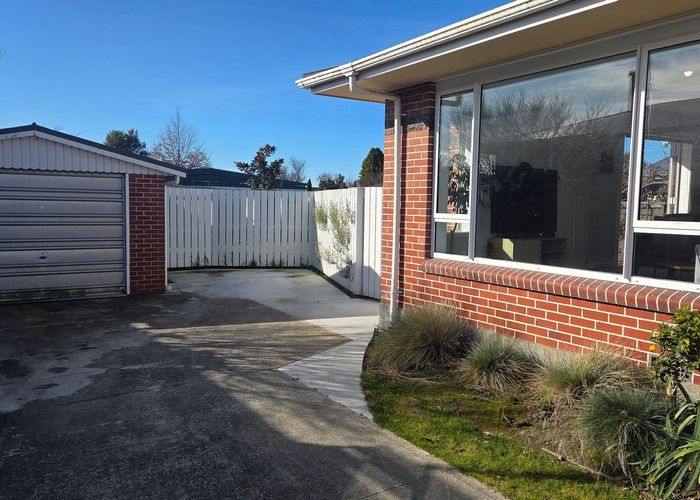  at 33 Toorak Avenue, Avonhead, Christchurch City, Canterbury