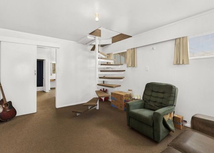  at 20 Manor Drive, Stokes Valley, Lower Hutt, Wellington