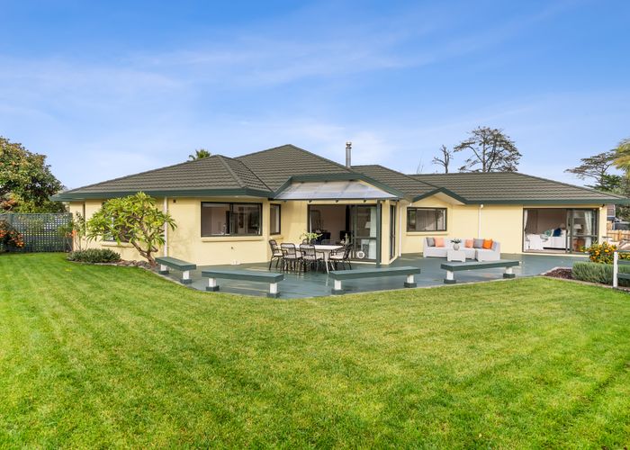  at 15 Glencullen Place, Dannemora, Auckland