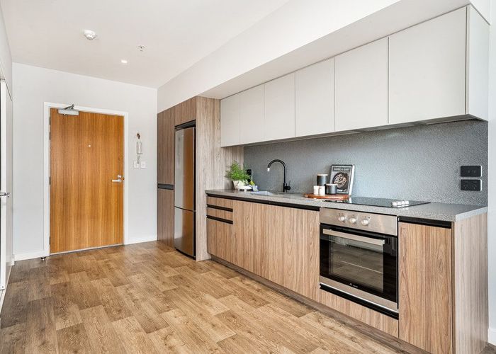  at 307/14 Laings Road, Lower Hutt, Lower Hutt, Wellington