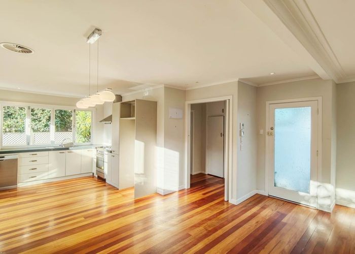  at 25 Richards Avenue, Forrest Hill, North Shore City, Auckland