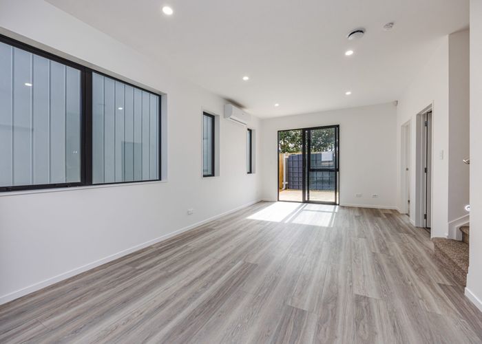  at 4/10 Fraser Road, Papatoetoe, Manukau City, Auckland