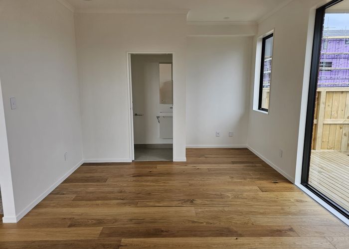  at 4 Waipuhinui Way, Wiri, Manukau City, Auckland